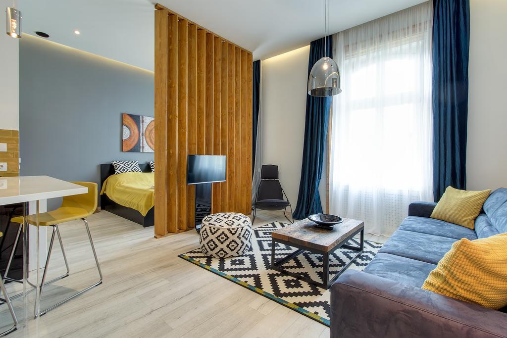 Luxury Apartment by Hi5 -Andrássy Suite Budapeste Exterior foto